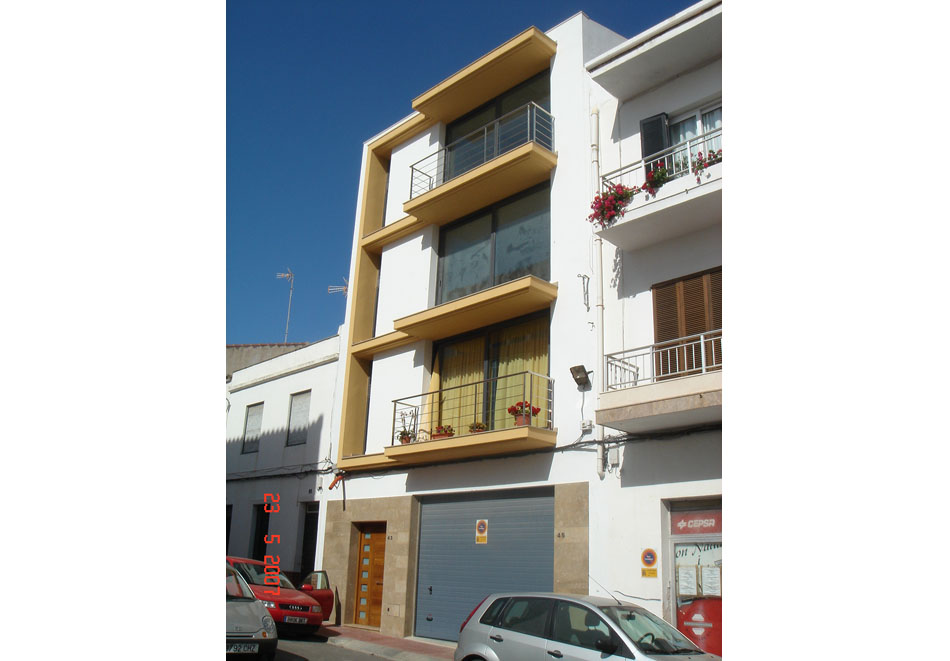bloque de viviendas en Alaior, Menorca